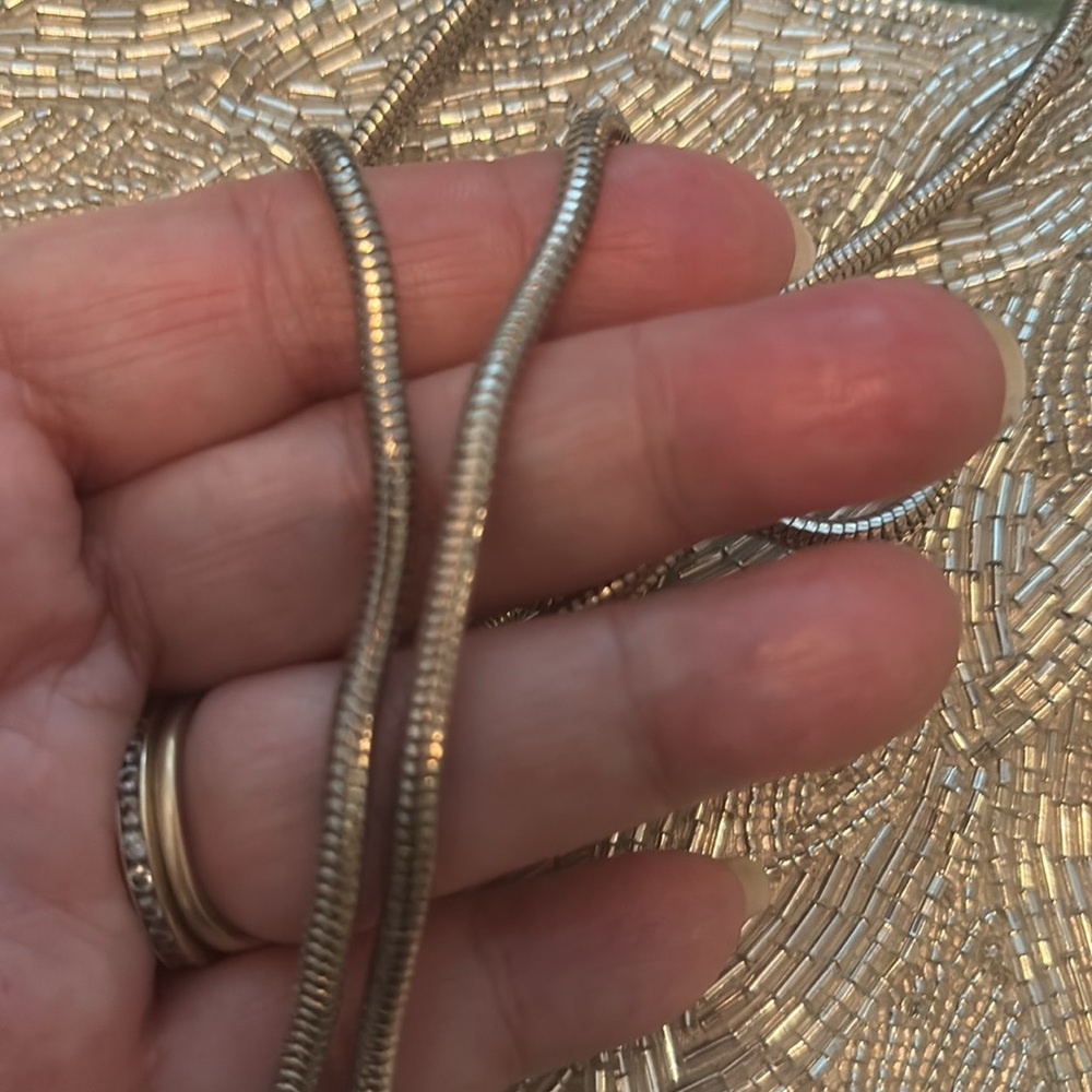 La Regale Silver Fully Beaded Bag Purse Mesh Shoulder Strap Zipper Closure - Picture 8 of 10